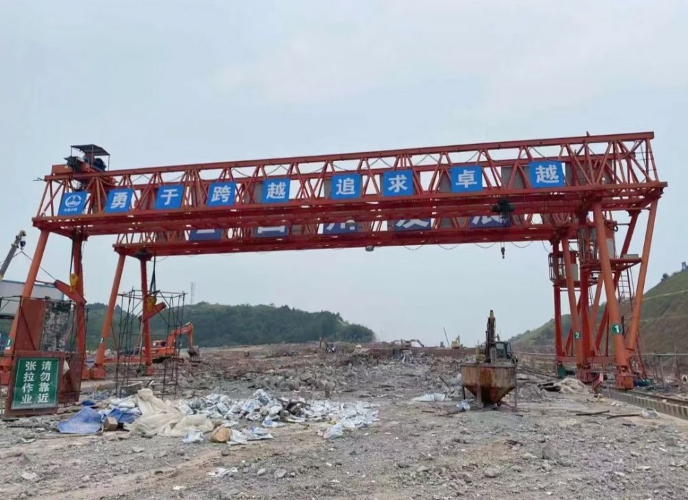 提梁機(jī)、路橋門機(jī)、MG型桁架門式起重機(jī)廠家、價(jià)格
